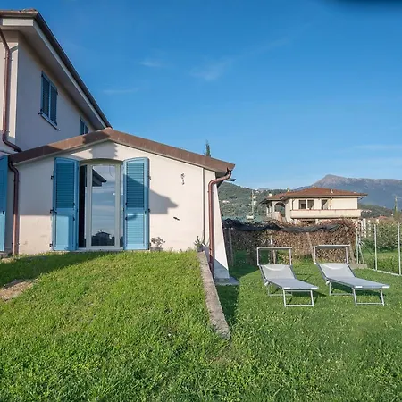 Casa Grotti: Charm & Comfort Vicino Al Mare بيت للعطل
