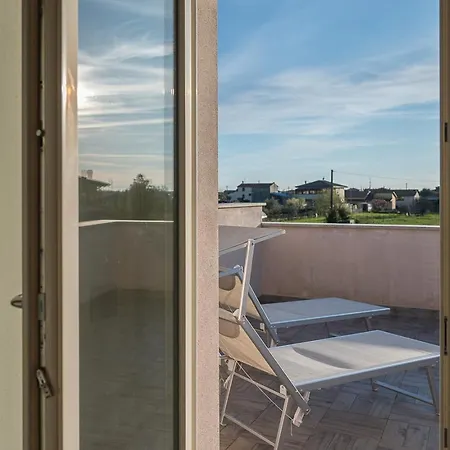 Casa Grotti: Charm & Comfort Vicino Al Mare Capezzano Pianore