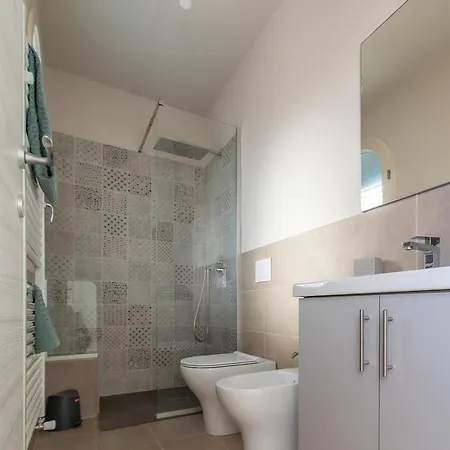 Casa Grotti: Charm & Comfort Vicino Al Mare Capezzano Pianore